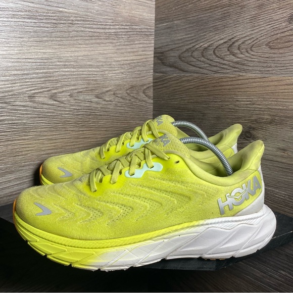 Hoka arahi 6 yellow white - Picture 3 of 7